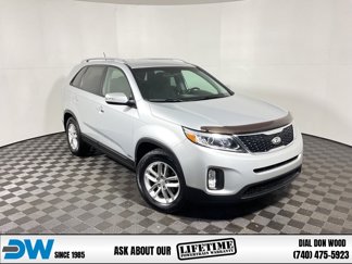 Used 2014 Kia Sorento LX image 1