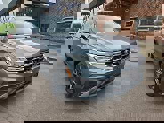 Certified 2023 Volkswagen Tiguan SE image 1