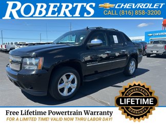 Used 2013 Chevrolet Avalanche LTZ image 1