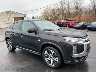 Used 2020 Mitsubishi Outlander Sport ES image 1