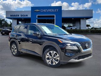 Used 2023 Nissan Rogue SV image 1