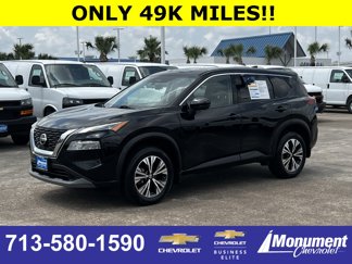 Used 2021 Nissan Rogue SV image 1