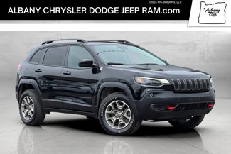 Used 2022 Jeep Cherokee Trailhawk image 1
