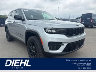 New 2025 Jeep Grand Cherokee Altitude image 1