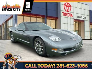 Used 2004 Chevrolet Corvette Coupe w/ Preferred Equipment Group image 1