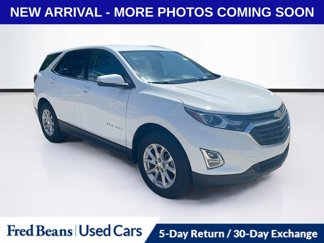 Used 2018 Chevrolet Equinox LT image 1