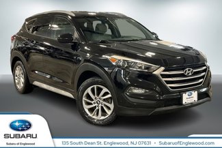 Used 2017 Hyundai Tucson SE image 1