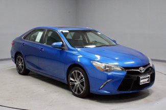 Used 2016 Toyota Camry SE image 1