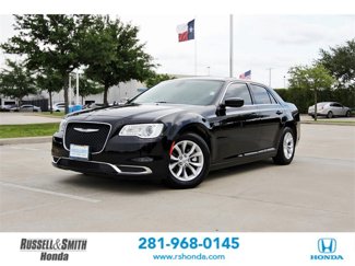 Used 2022 Chrysler 300 Touring image 1