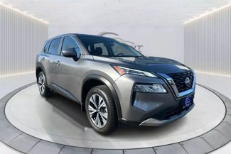 Used 2023 Nissan Rogue SV image 1