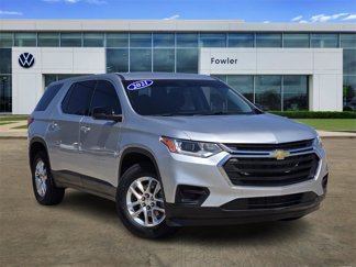 Used 2021 Chevrolet Traverse LS image 1