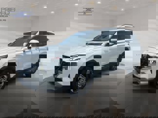 Used 2023 Hyundai Santa Fe SEL image 1