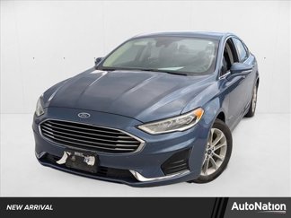 Used 2019 Ford Fusion SEL image 1