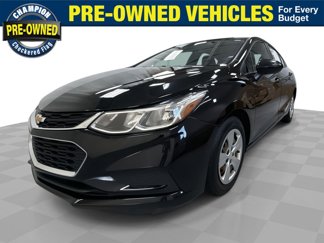 Used 2018 Chevrolet Cruze LS image 1