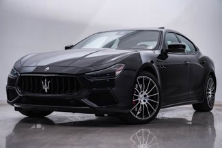 Used 2023 Maserati Ghibli Modena Q4 image 1