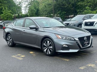 Used 2022 Nissan Altima 2.5 SV image 1