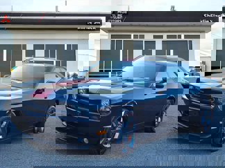 Used 2013 Dodge Challenger SXT image 1