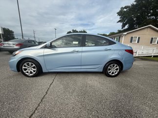 Used 2014 Hyundai Accent GLS image 1