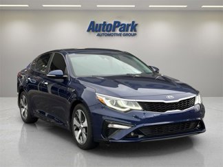 Used 2020 Kia Optima S image 1