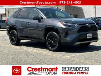 Certified 2022 Toyota RAV4 SE image 1