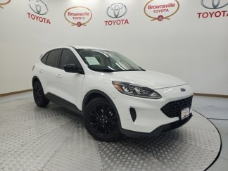 Used 2022 Ford Escape SE w/ SE Sport Appearance Package image 1