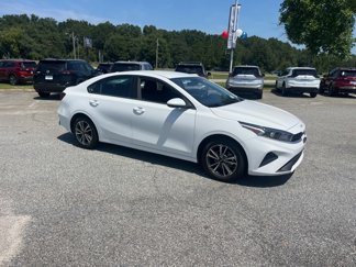Used 2023 Kia Forte LXS image 1
