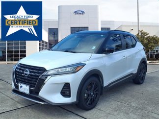 Used 2023 Nissan Kicks SR image 1