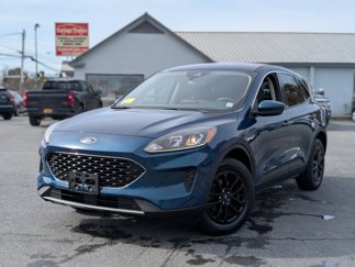 Used 2020 Ford Escape SE image 1