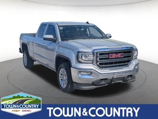 Used 2017 GMC Sierra 1500 SLE w/ SLE Value Package image 1