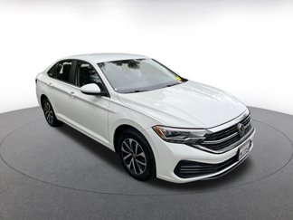 Used 2024 Volkswagen Jetta S image 1