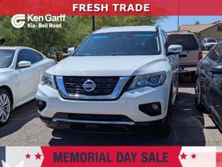 Used 2017 Nissan Pathfinder SV image 1