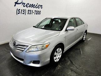 Used 2011 Toyota Camry LE image 1