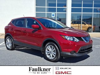 Used 2019 Nissan Rogue Sport S w/ Appearance Package image 1