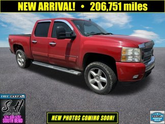 Used 2008 Chevrolet Silverado 1500 LT w/ 1LT Convenience Package image 1