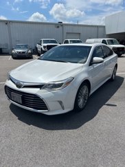 Used 2016 Toyota Avalon XLE image 1
