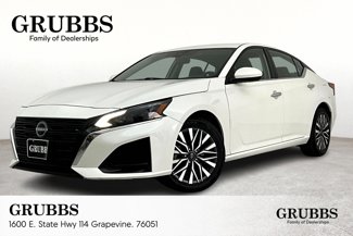 Used 2023 Nissan Altima 2.5 SV image 1