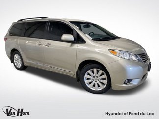 Used 2017 Toyota Sienna XLE image 1
