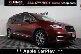 Used 2023 Chrysler Pacifica Limited image 1