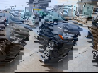 Used 2018 Buick Encore Preferred image 1