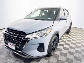 Certified 2023 Nissan Kicks SV image 1