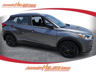 Used 2019 Nissan Kicks S image 1