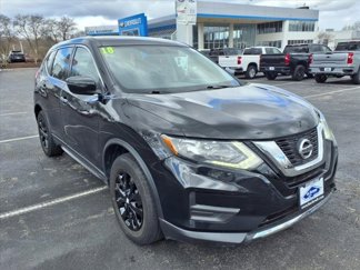 Used 2018 Nissan Rogue S image 1