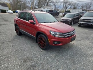 Used 2014 Volkswagen Tiguan SE image 1