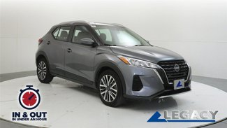 Used 2024 Nissan Kicks SV image 1