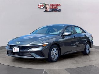 New 2025 Hyundai Elantra SE image 1