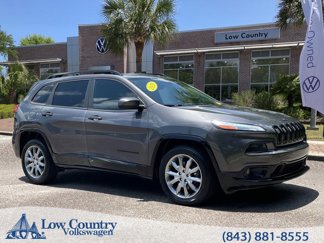 Used 2018 Jeep Cherokee Latitude image 1
