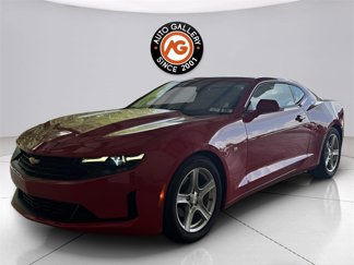 Used 2023 Chevrolet Camaro LT image 1