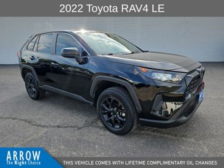 Used 2022 Toyota RAV4 LE video 1