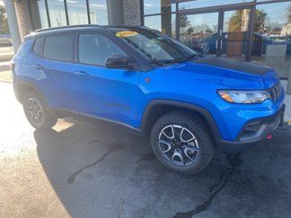 New 2025 Jeep Compass Trailhawk image 1