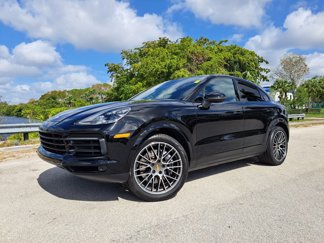 Used 2021 Porsche Cayenne Coupe image 1